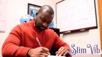 Groundbreaking Research Challenges Assumptions About NFL Player Health Risks