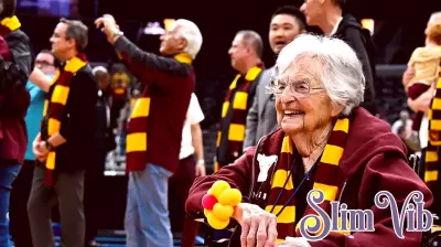 Sister Jean Dolores Schmidt Steps Down as Loyola Ramblers Team Chaplain